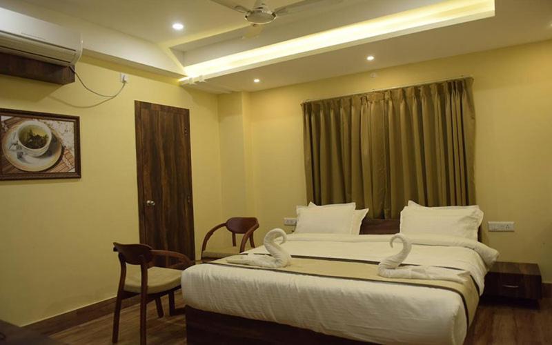 סיליגורי Hotel Royal City מראה חיצוני תמונה