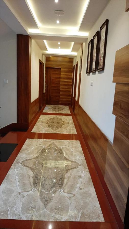 סיליגורי Hotel Royal City מראה חיצוני תמונה