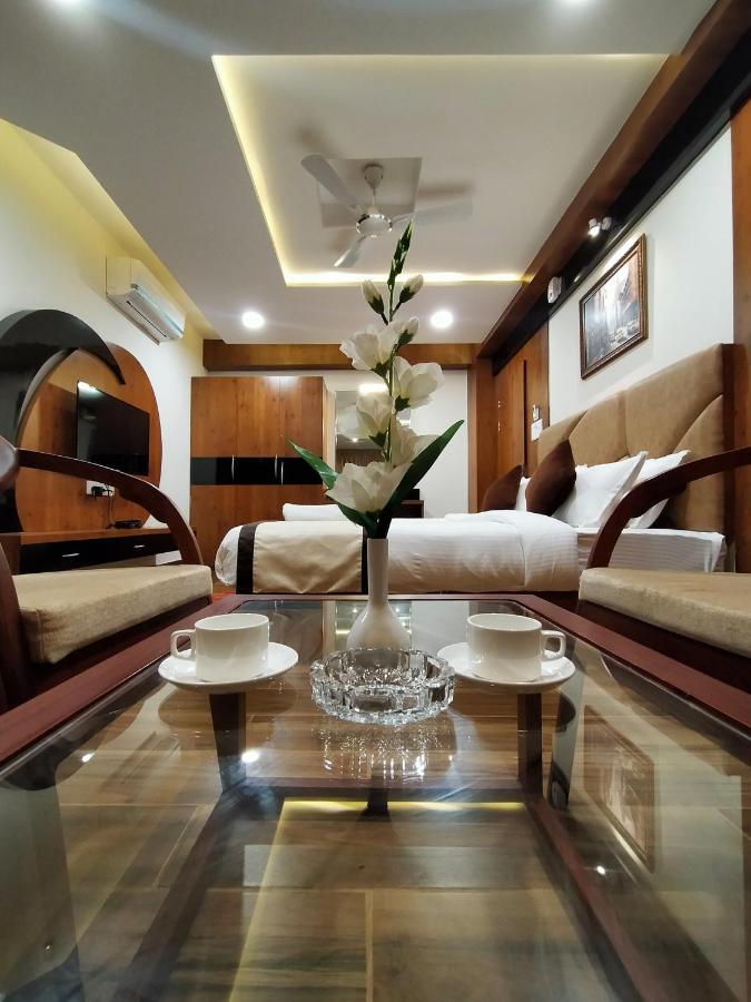 סיליגורי Hotel Royal City מראה חיצוני תמונה