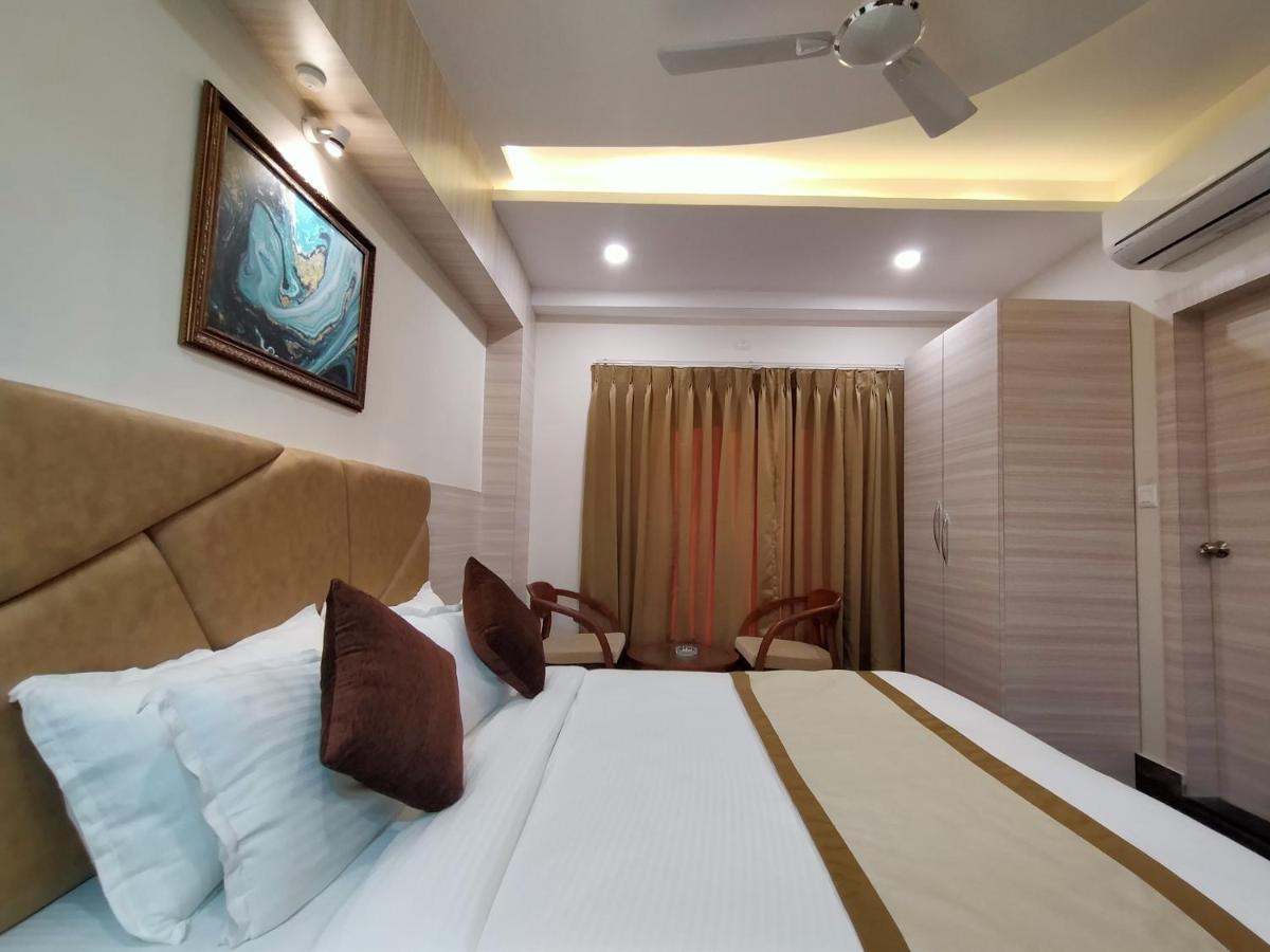 סיליגורי Hotel Royal City מראה חיצוני תמונה