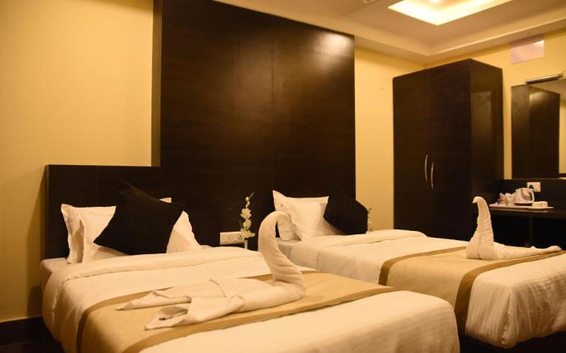 סיליגורי Hotel Royal City מראה חיצוני תמונה